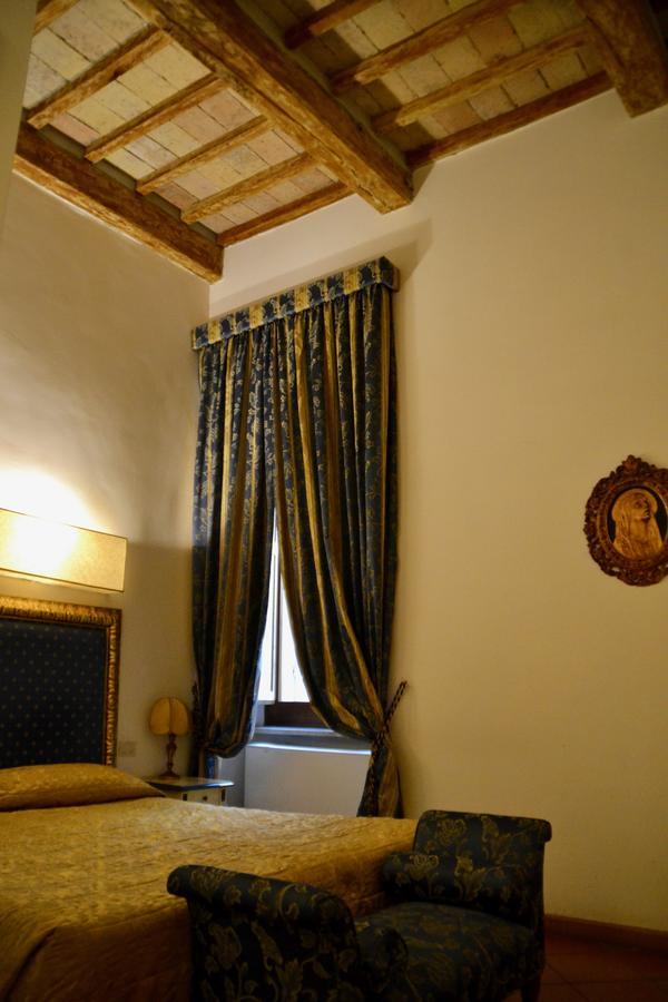 Hotel Italia Foligno Exterior photo